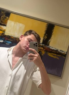 Twink Tyler - Male escort in Dubai Photo 11 of 14