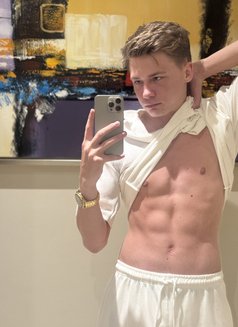 Twink Tyler - Male escort in Dubai Photo 13 of 14