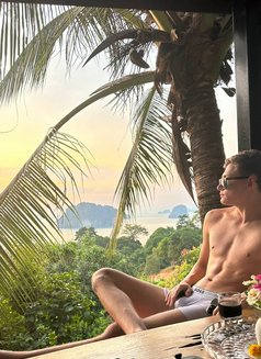 Twink Tyler - Male escort in Dubai Photo 18 of 22