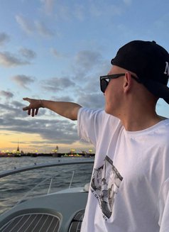 Twink Tyler - Male escort in Dubai Photo 19 of 22