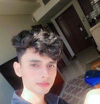 Twinkboy - Male escort in Al Manama