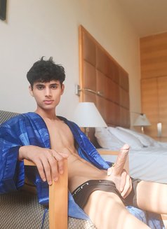Twinkboy - Acompañantes masculino in Mumbai Photo 3 of 6