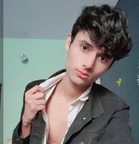 Twinkboy - Male escort in Al Manama