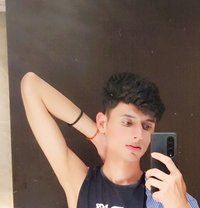 Twinkboy - Acompañantes masculino in Al Manama Photo 11 of 16