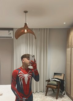 Twinkedvard - Male escort in İstanbul Photo 6 of 10