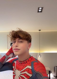 Twinkedvard - Male escort in Riyadh Photo 1 of 6