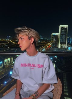 Twinkforyou - Male escort in Dubai Photo 5 of 8