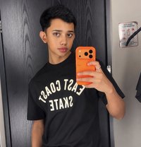 Twinkkboy - Male escort in Dammam