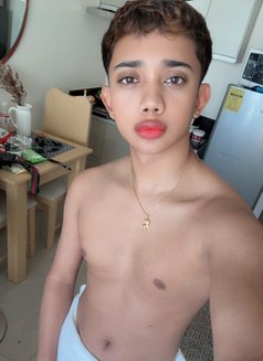 Twinkkboy - Male escort in Dammam Photo 6 of 6