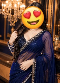 Twinkle Independent - escort in New Delhi Photo 3 of 5