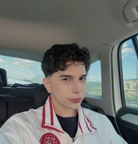 Twinklucassu - Male escort in Riyadh