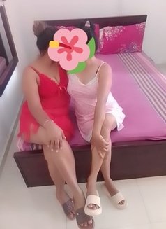 Two in one full service (අපි දෙන්නෙක් එක - escort in Colombo Photo 2 of 9