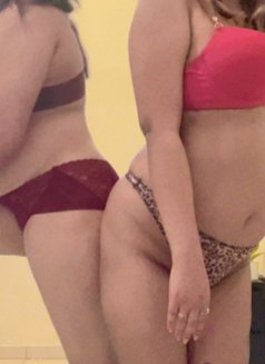 Two Queens - puta in Dubai Photo 5 of 5