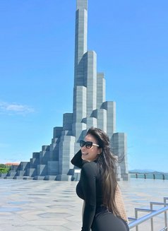 Ty dina - puta in Dubai Photo 10 of 12