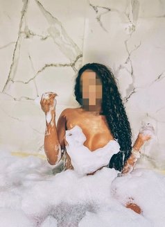 Tyché - escort in Abidjan Photo 4 of 4