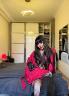 Tyla XLll new experience İn 🇹🇷 - Transsexual escort in İstanbul Photo 18 of 21