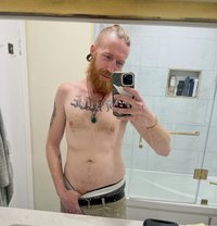 Tyler - Male escort in Oshawa