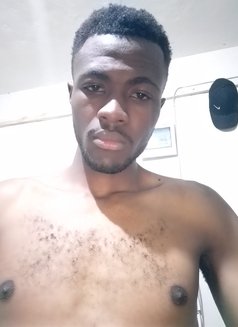 Tylor - Male escort agency in Nairobi Photo 8 of 14