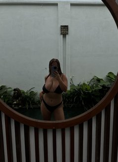 Tymea Boobs - puta in Bali Photo 5 of 5