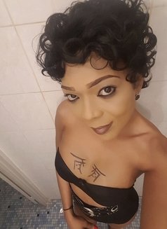 Trans Black Toulouse - Transsexual escort in Toulouse Photo 1 of 10