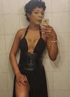 Trans Black Toulouse - Transsexual escort in Toulouse Photo 8 of 10