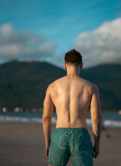 Tyron - masseur in Bangkok Photo 5 of 19