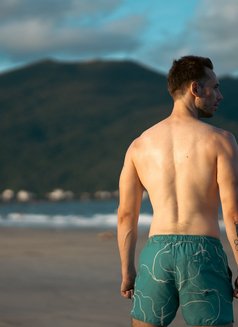 Tyron - masseur in Bangkok Photo 6 of 19