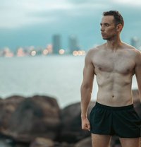 Tyron - masseur in Bangkok