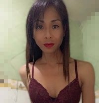 Tyronia - Transsexual escort in Manila