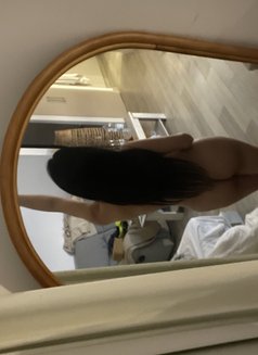 UAE sweet Bby - Acompañantes transexual in Dubai Photo 9 of 10