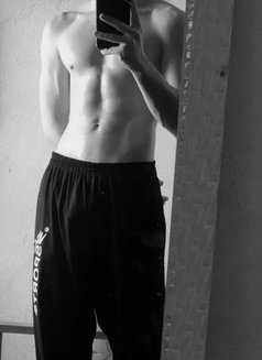 Yash - Acompañantes masculino in Mumbai Photo 2 of 2