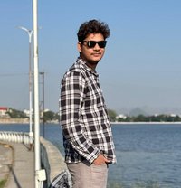 Udaipur Call Boy - Acompañantes masculino in Udaipur