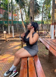 Udaipur Escorts Service Cash on Delivery - puta in Udaipur Photo 1 of 5