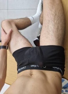 Uğur - Male escort in Al Manama Photo 2 of 2