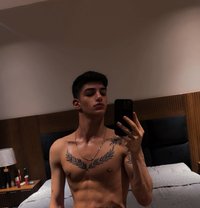 Ugur - masseur in Riyadh
