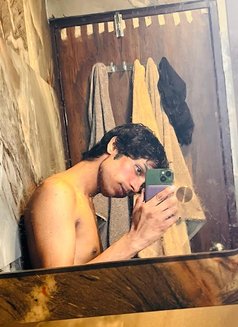 Ujjwal Aggarwal - Male escort in Gurgaon Photo 2 of 3