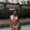 UK British Babe Maddie - puta in Dubai Photo 3 of 10