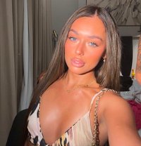 UK British Lily - puta in Phuket Photo 6 of 9