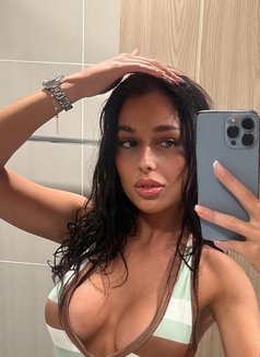 UK British Lily - escort in Phuket Photo 11 of 11