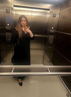 Ukrainian Kira - puta in Riyadh Photo 1 of 5