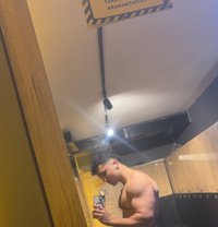 Ulaş - Male escort in İstanbul