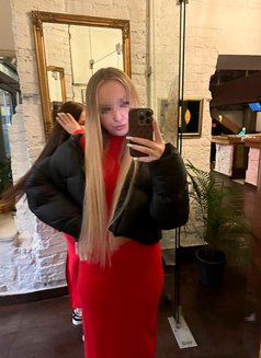 Uliana - escort in Dubai Photo 2 of 5