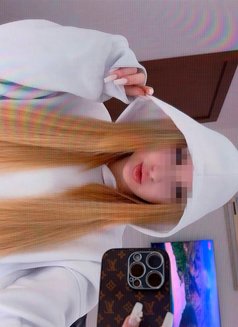 Uliana - escort in Dubai Photo 3 of 5