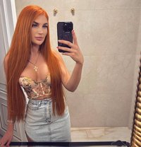 Ulyana - puta in Jeddah Photo 9 of 12