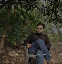 Umair - Male companion in Dubai