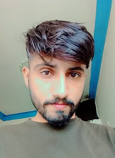 Umair - Male escort in Rāwalpindi Photo 1 of 2