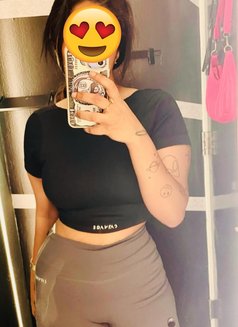 Umesha for Cam and Real Meet - escort in Colombo Photo 3 of 5