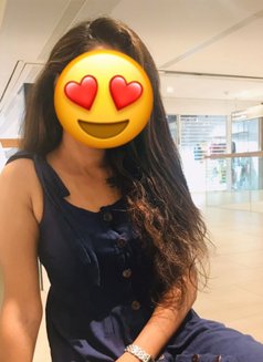 Umeshi - escort in Colombo Photo 3 of 3