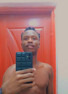 Uncut Dick - Male escort in Nairobi Photo 6 of 8