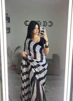 Unfiltered Bliss – Cash Brings You Close - escort in Kolkata Photo 3 of 10